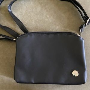 Paparazzi crossbody/wristlet … never used (new)